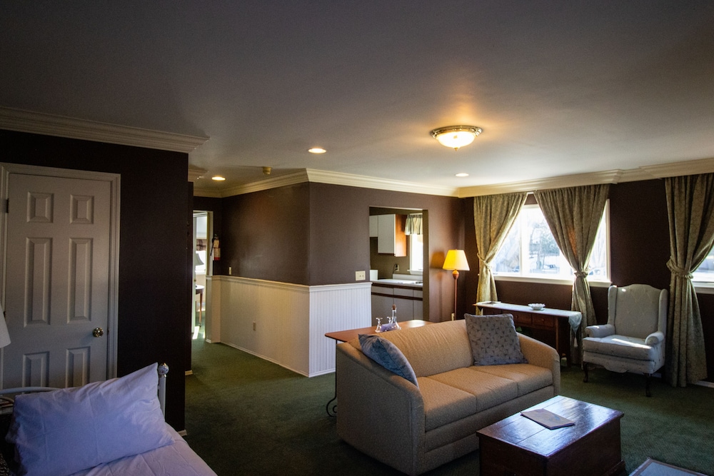 Delamater Inn - photo 41
