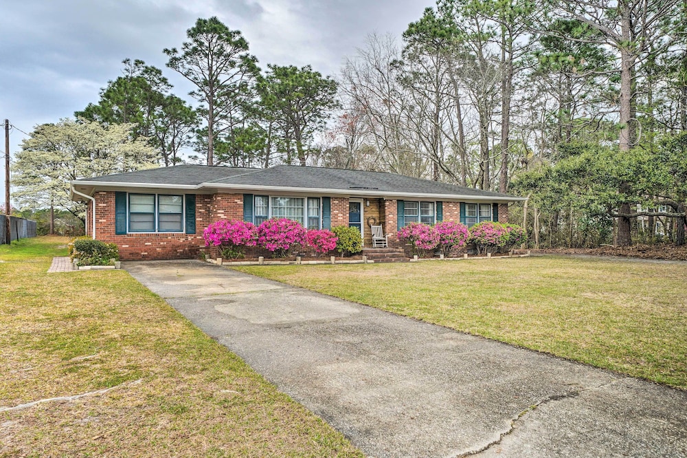 Cozy Wilmington Vacation Rental 10 Mi to Beach — 4-Star Luxury Hotel in Wilmington, United States