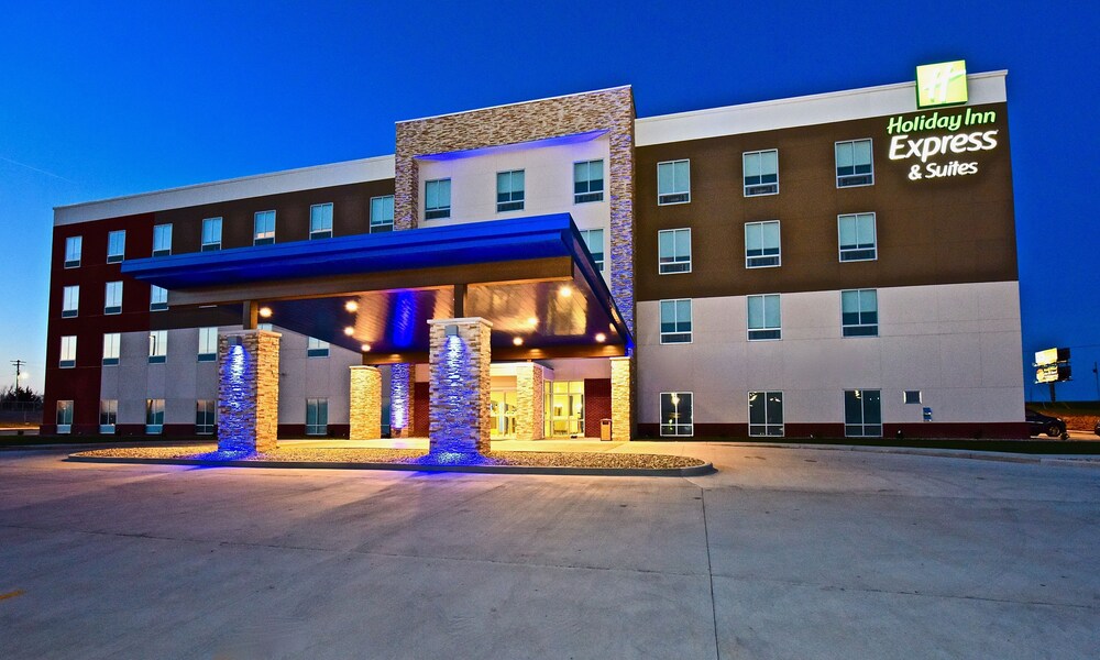 Holiday Inn Express & Suites Perryville by IHG - featured photo