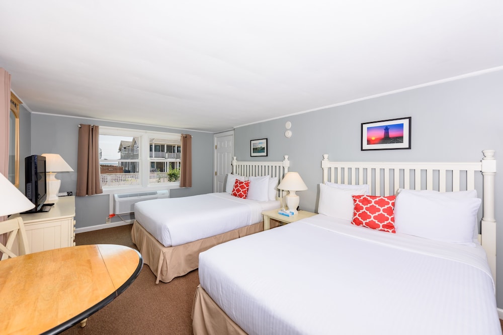 MV Surfside Hotel - photo 11