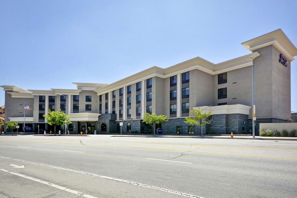 Hampton Inn & Suites Los Angeles Burbank Airport - photo 45