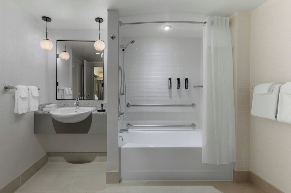 Renaissance Boston Seaport District - photo 56