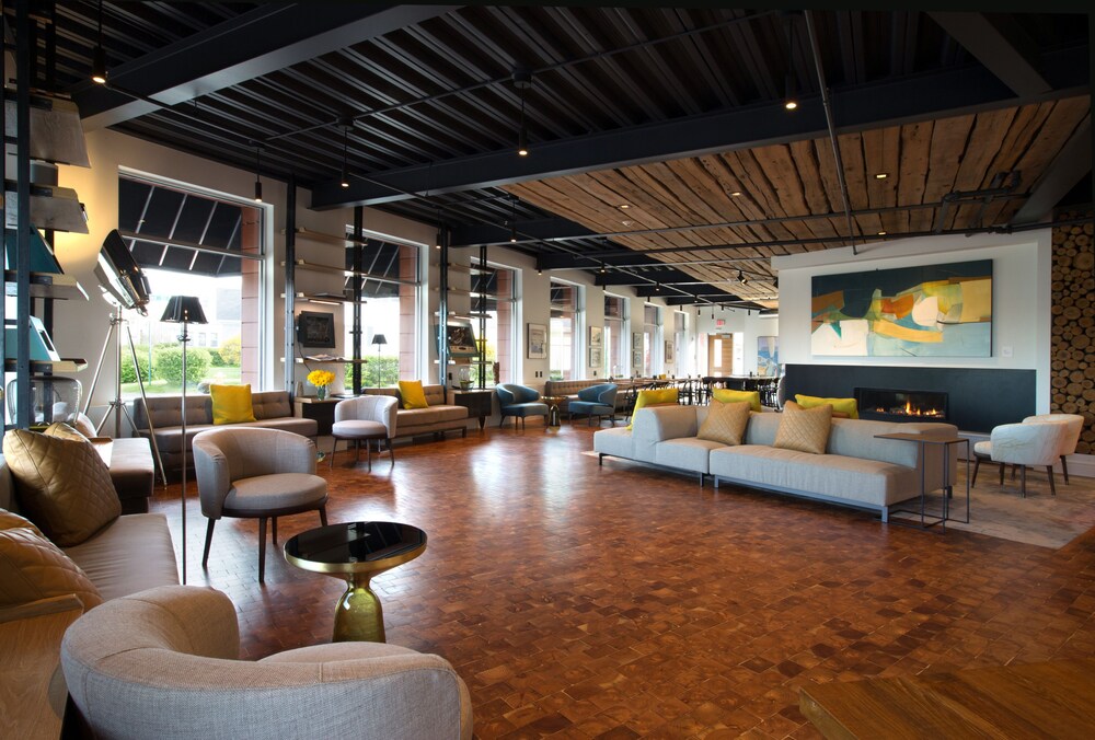 250 Main Hotel - photo 20