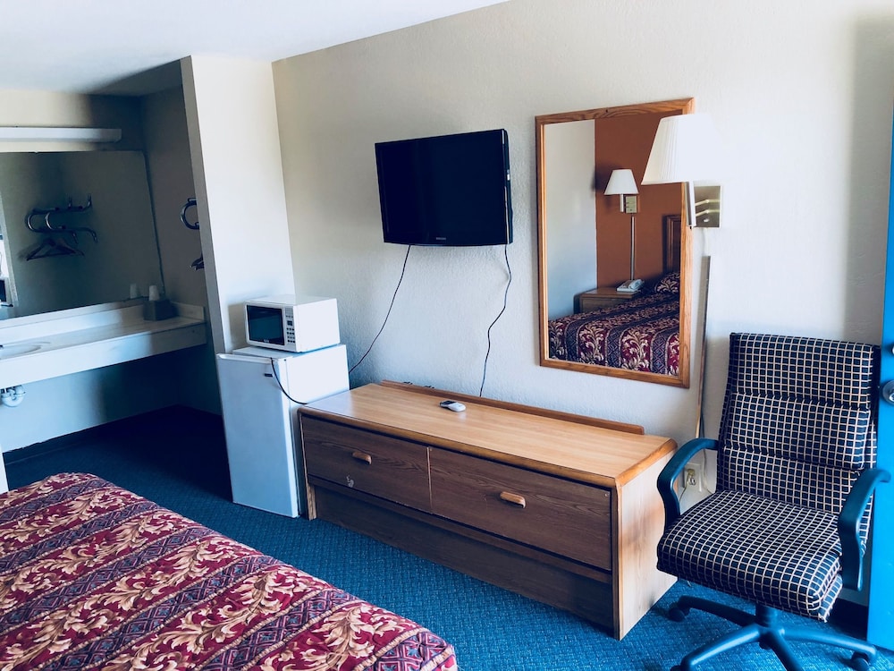 Rest Inn Motel - photo 6