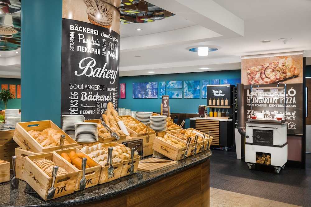 מזון ומשקאות