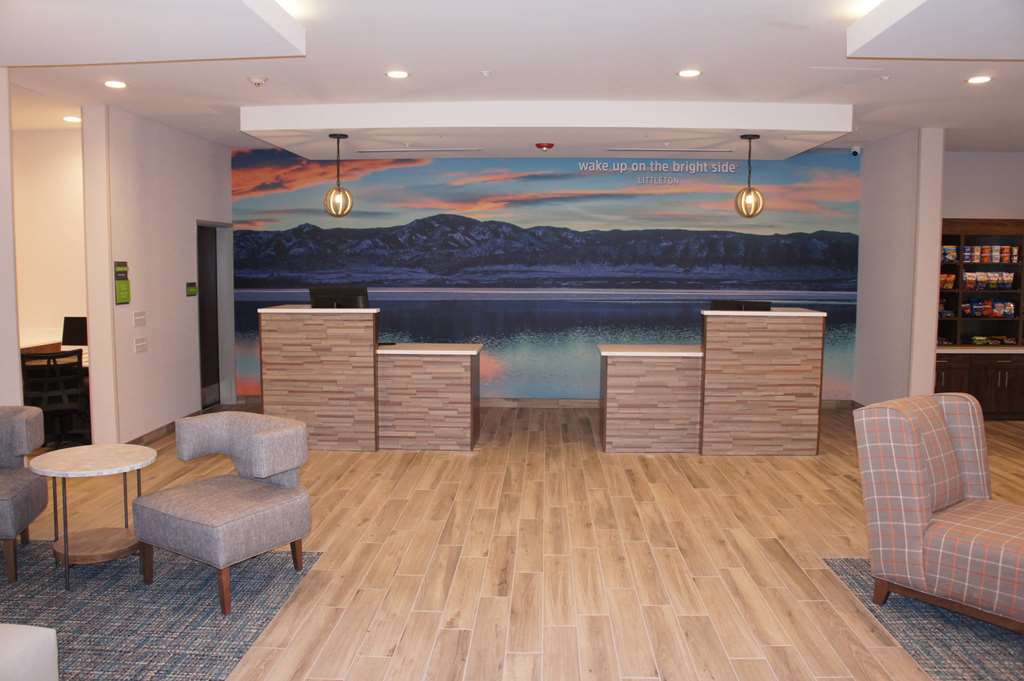 La Quinta Inn & Suites by Wyndham Littleton Red Rocks - photo 12
