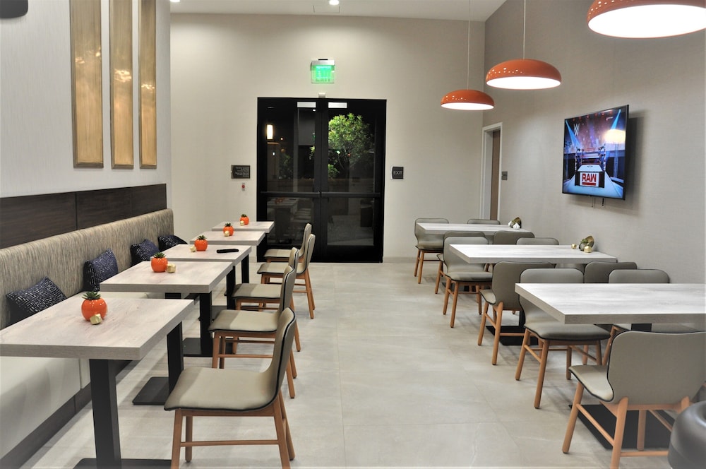 Homewood Suites by Hilton San Diego Central - photo 36
