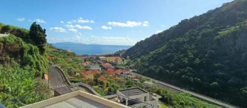 Ribeira Roots Residence — 4-Star Luxury Hotel in Santa Cruz, Portugal