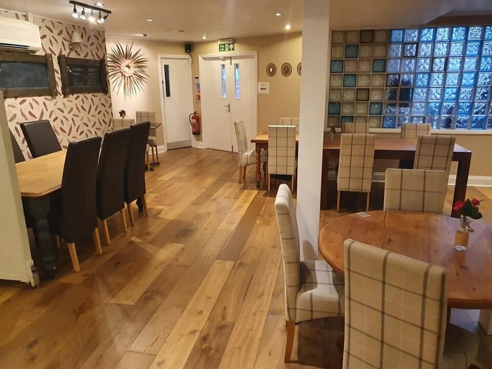 The Nags Head — hotel in Norwich