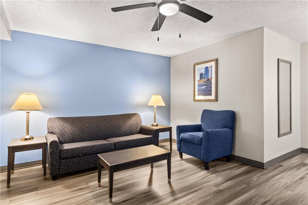 Quality Inn Jacksonville Orange Park near Naval Air Station - photo 25