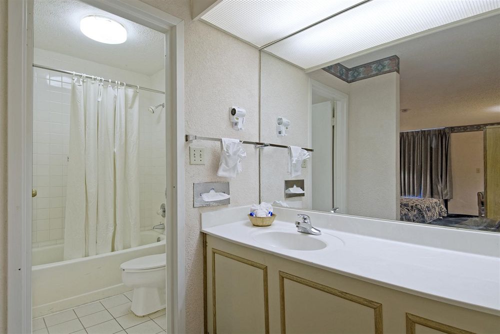Americas Best Value Inn Dallas - photo 6