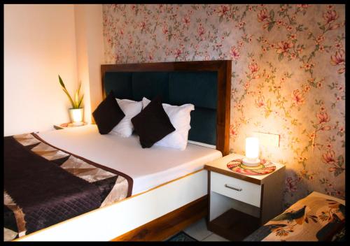 Gangabhumi Homestay Award winner the Best family homestay in Haridwar — 5-Star Luxury Hotel in Haridwar, India