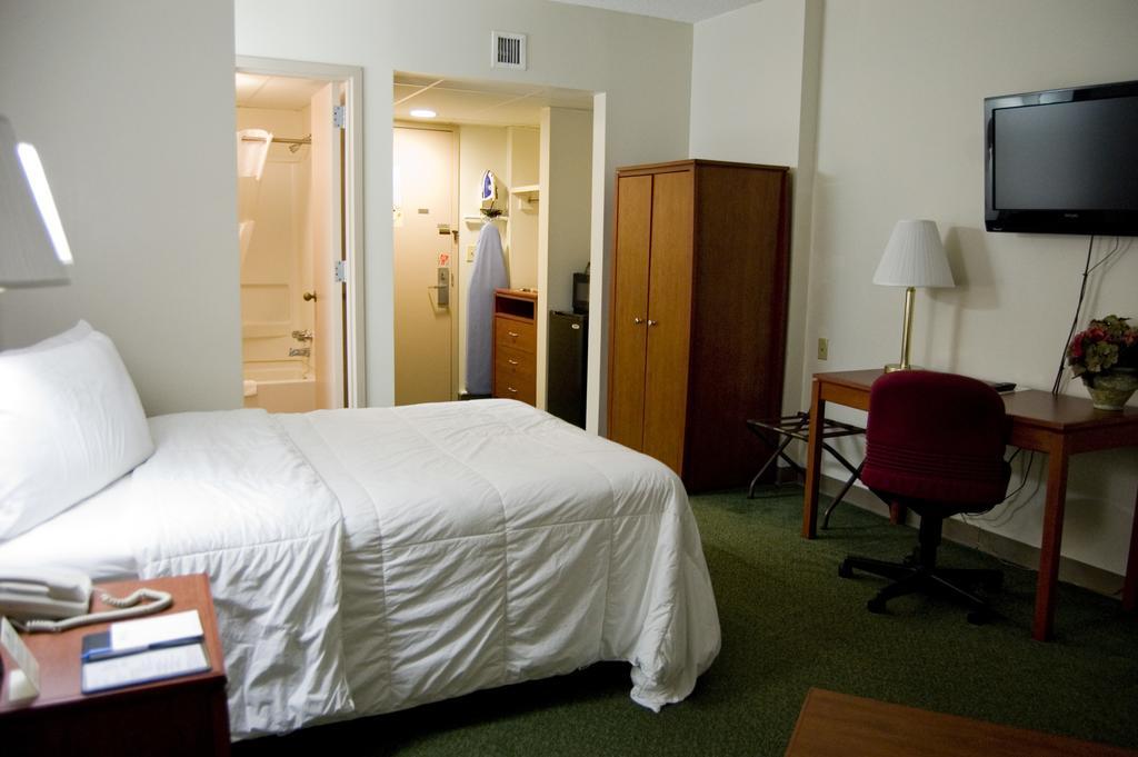 Bevill Conference Center & Hotel - photo 4