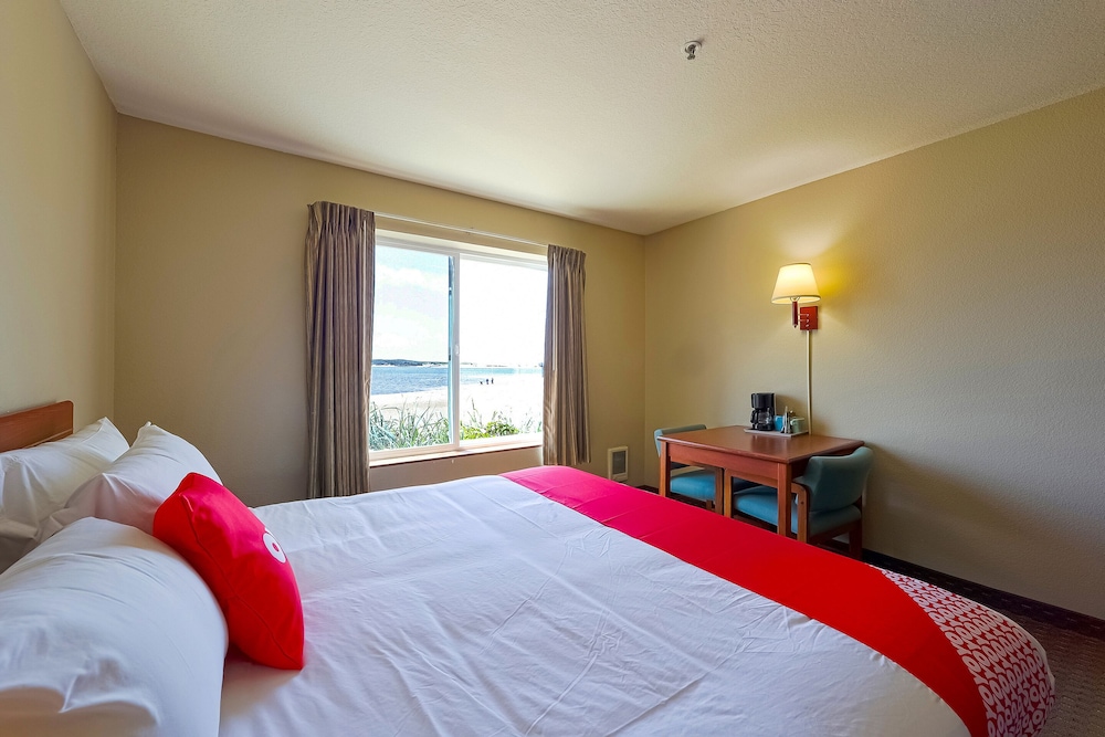 Siletz Bay Beachfront Hotel by OYO Lincoln City - photo 83