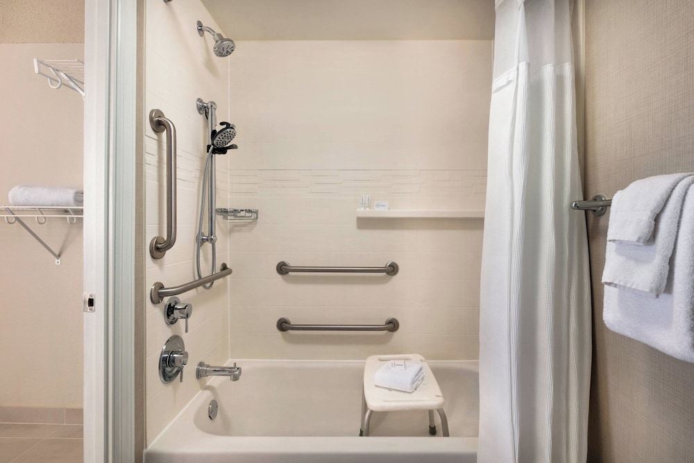 Residence Inn by Marriott Baltimore Inner Harbor - photo 25
