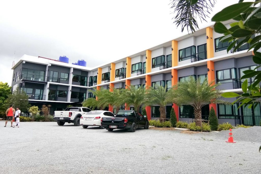 Sor Kor Sor Resort in Sattahip, Thailand