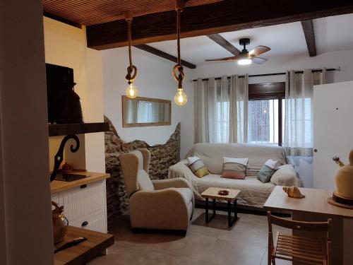 Ca Salamandra — hotel in Albalat Dels Tarongers