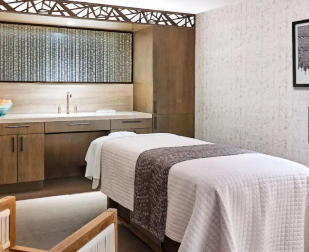 Grand Hyatt Vail Hotel Room With 2 Queens - photo 8