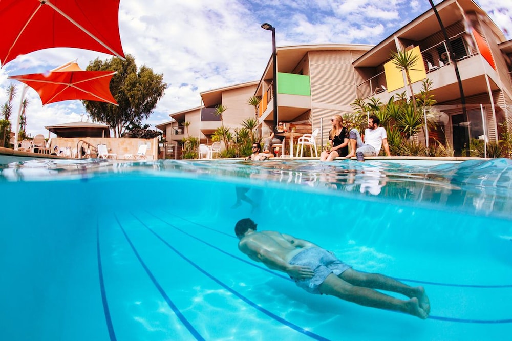 Onslow Beach Resort - carbon neutral hotel in Onslow