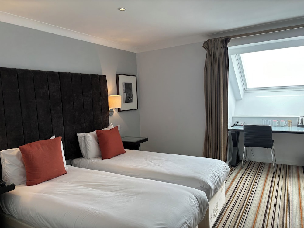 Warbrook House Heritage Hotel — Hook — photo 3