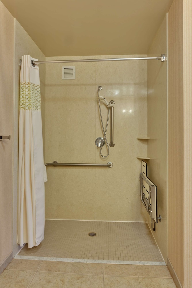 Hampton Inn & Suites Sacramento Airport Natomas - photo 13