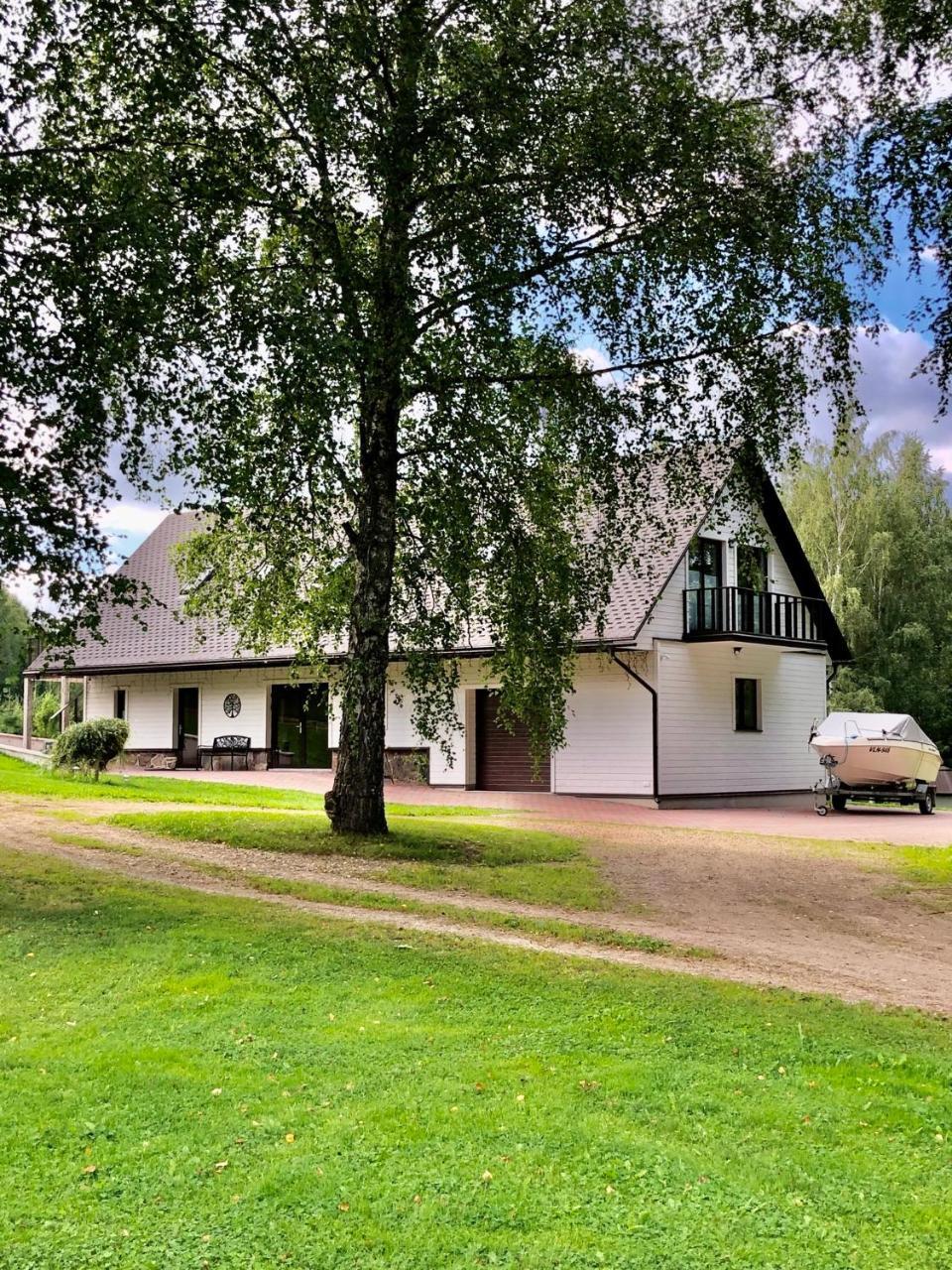 Holstre Paradiis in Unknown City, Estonia