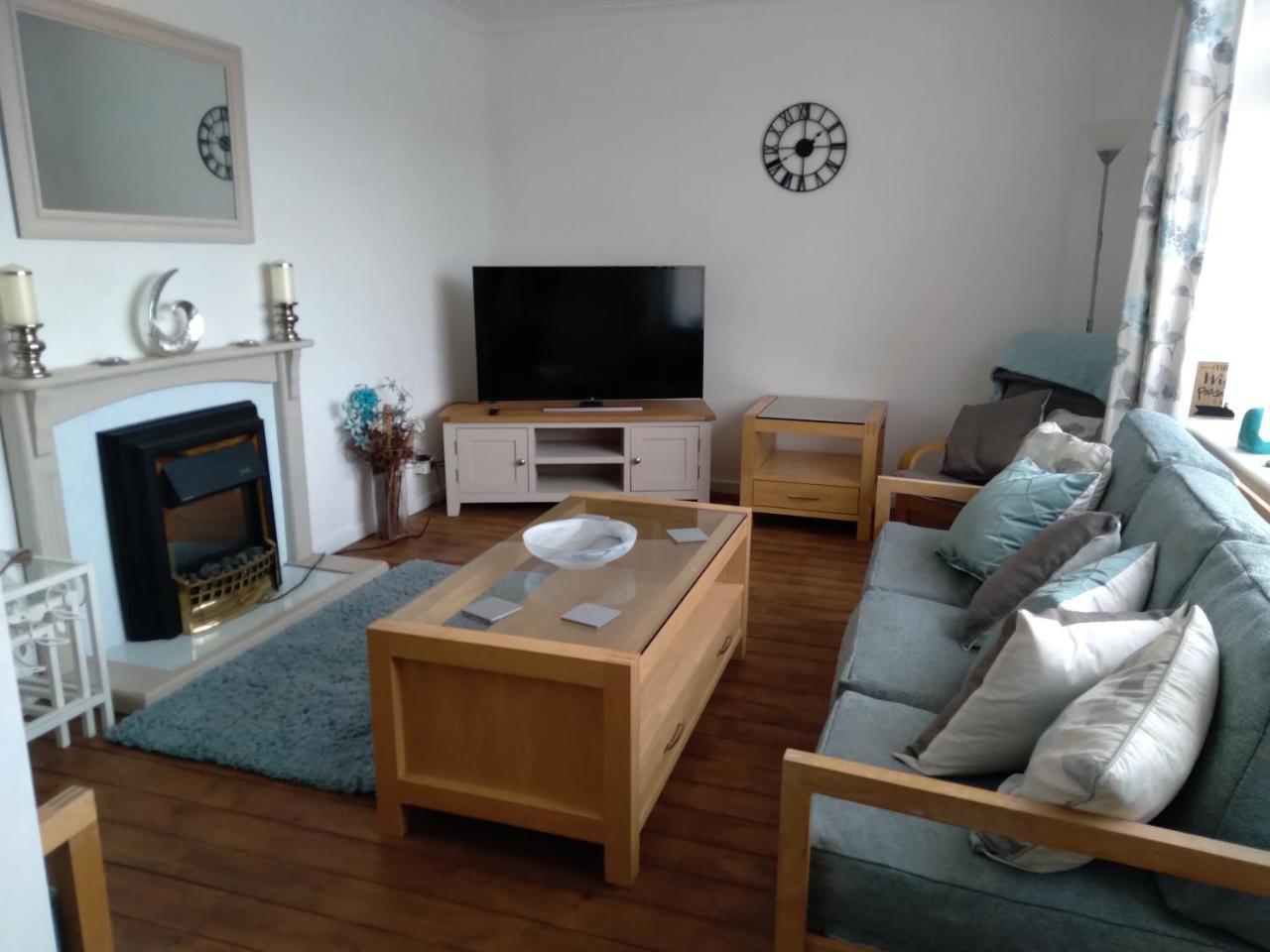 Beachgrass 15 minutes walk from South Beach Heacham dog friendly in Heacham, United Kingdom