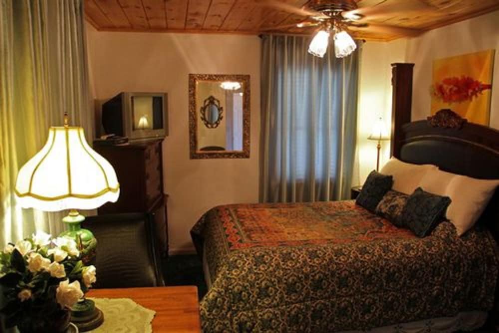 Echo Canyon Spa Resort - photo 19