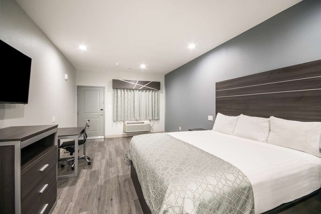 Americas Best Value Inn & Suites NE Houston Downtown I 610 - photo 23