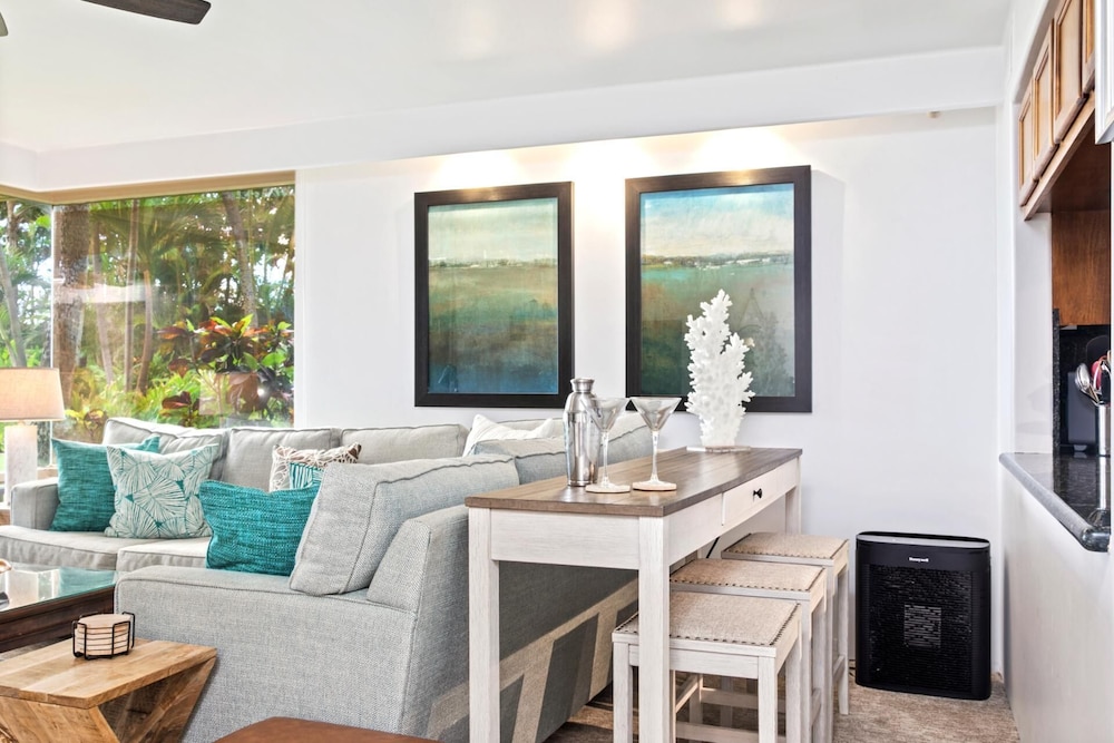 K B M Resorts POL 109 Expansive 2Bd ocean front resort easy access steps to beach - photo 13