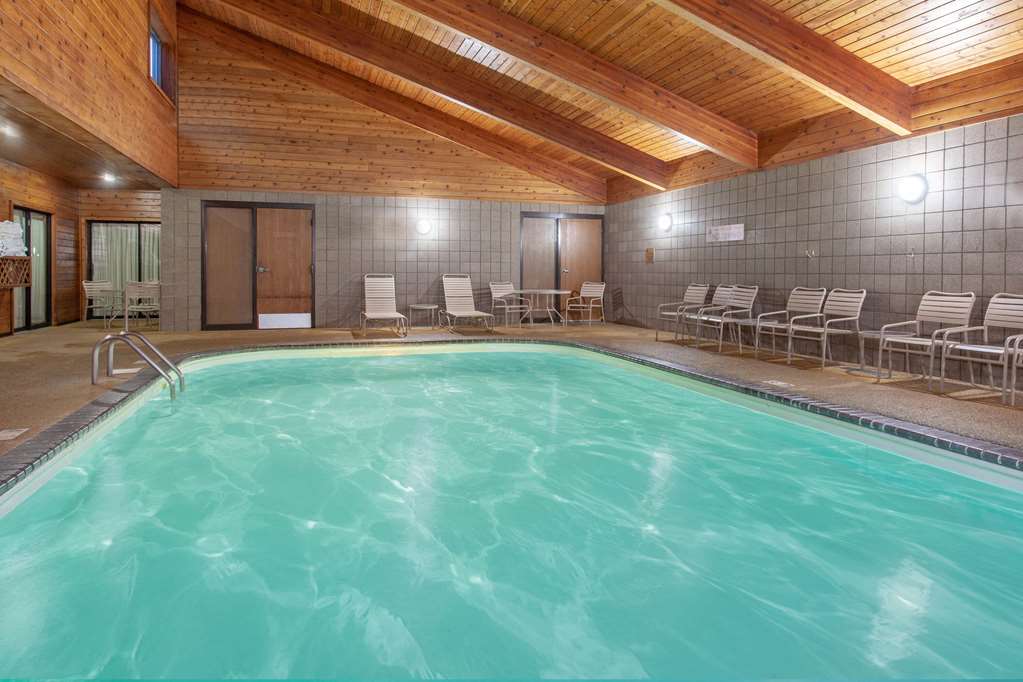 AmericInn by Wyndham Cloquet - photo 5
