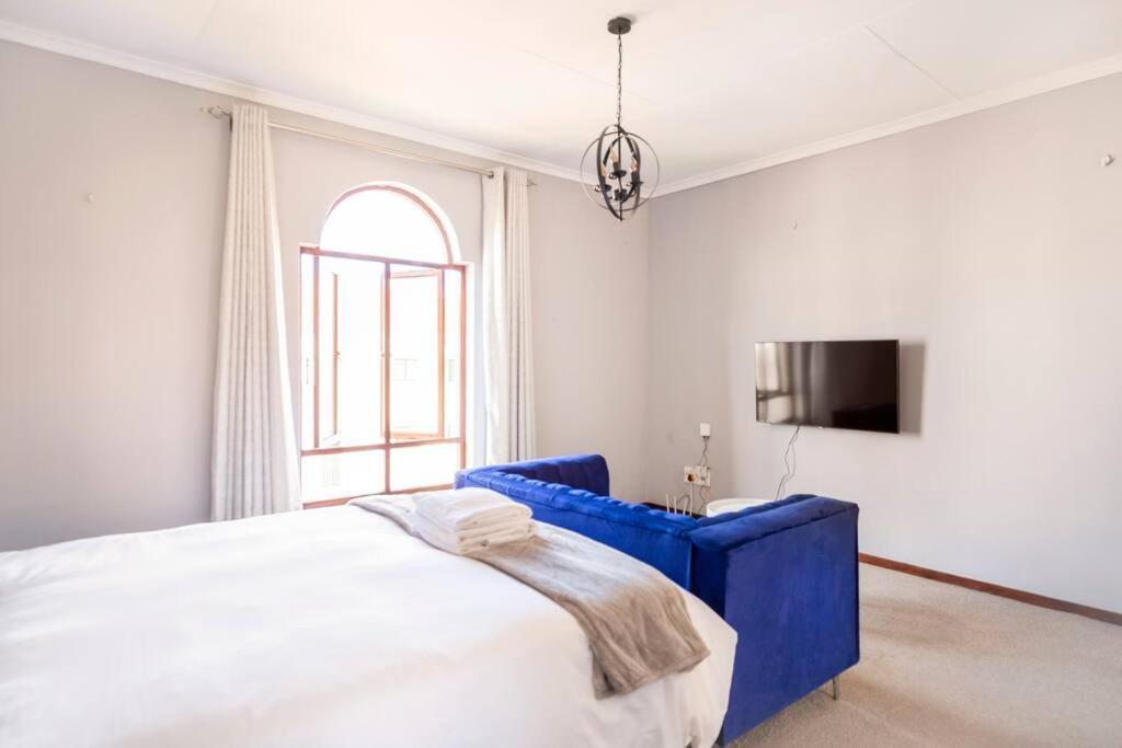 Budget Friendly & Cozy Haven by BK Hospitable in Midrand, South Africa