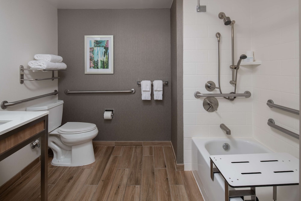 Hilton Garden Inn Portland Lake Oswego - photo 12