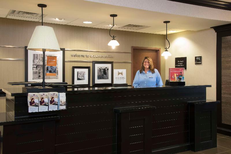 Hampton Inn & Suites Crawfordsville - photo 21
