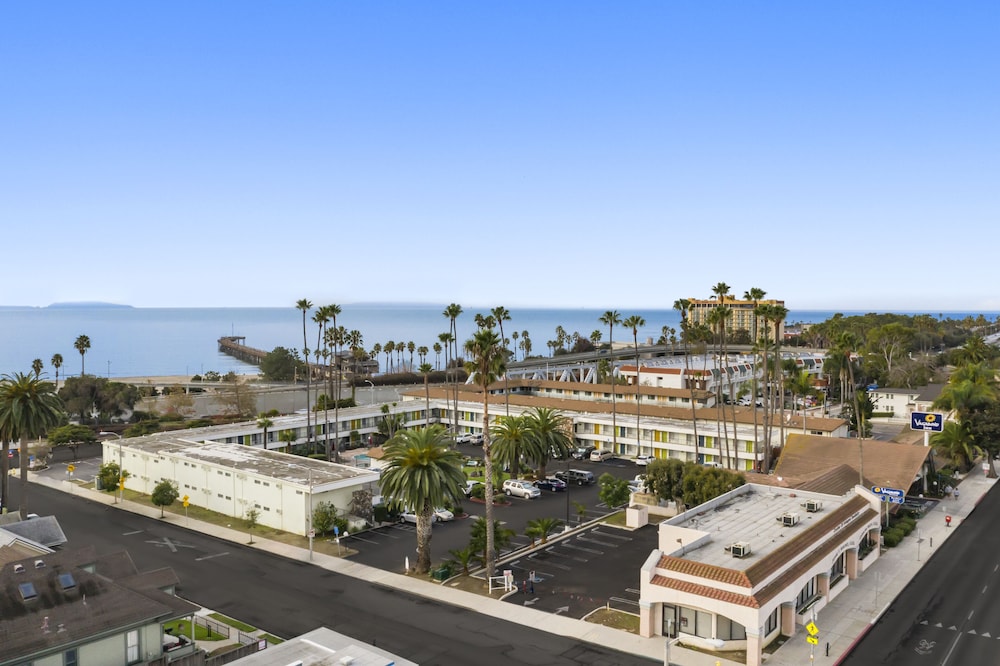Vagabond Inn Ventura - photo 7