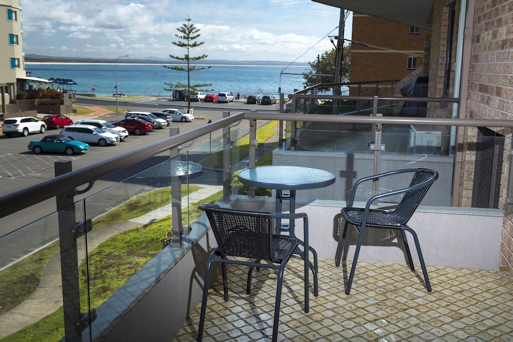 Breakers 3 linen not included — 4-Star Luxury Hotel in Forster, Australia