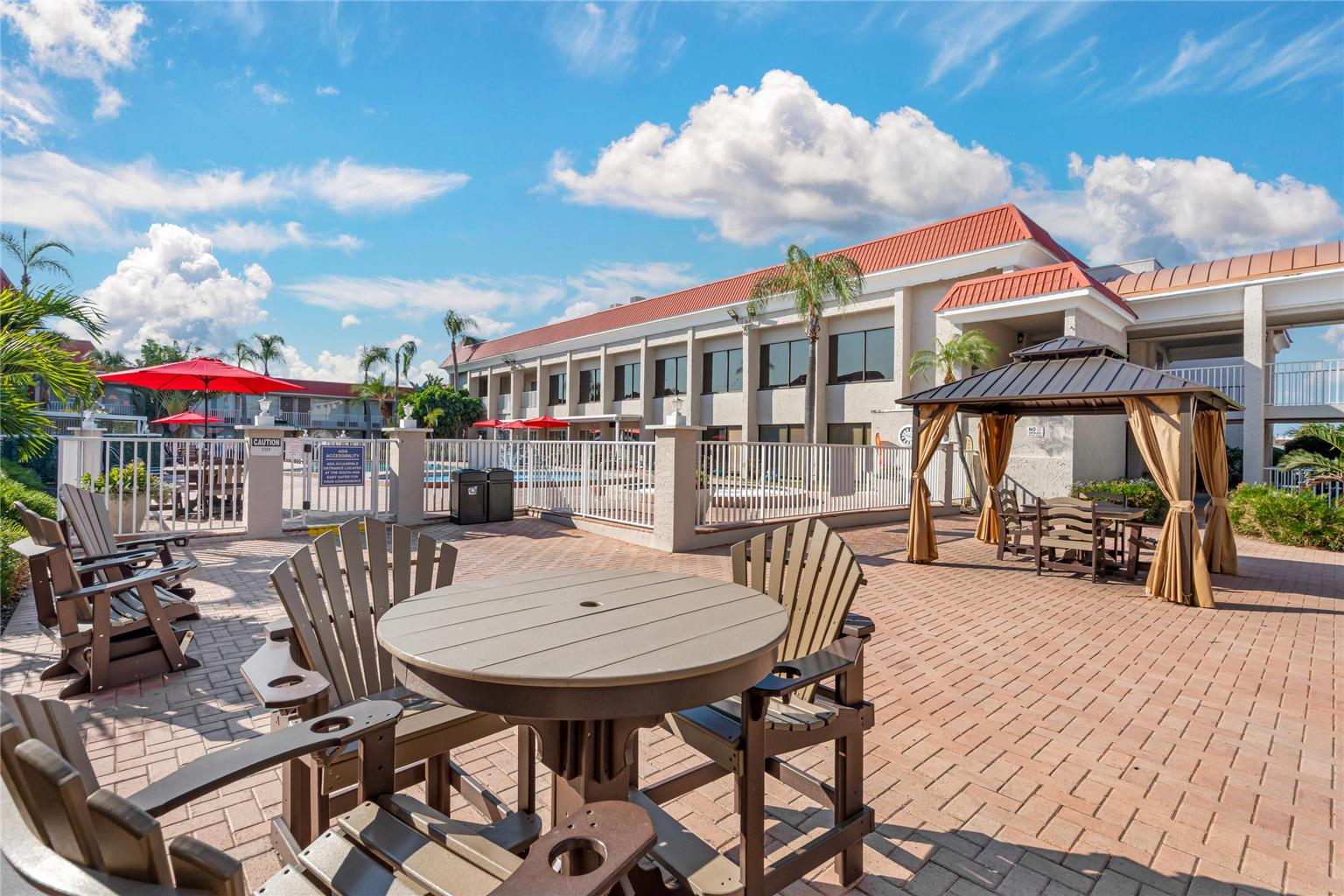 Quality Inn & Suites Conference Center - photo 4