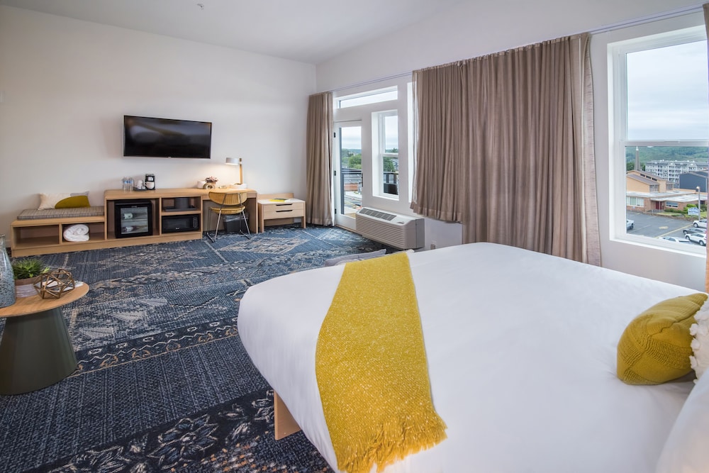 SaltLine Hotel - photo 18