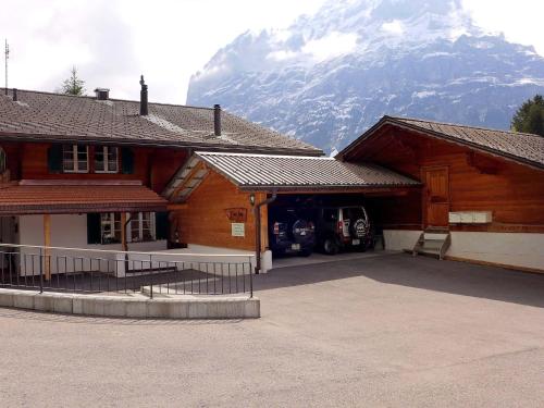 Apartment Chalet Jrene by Interhome — 4-Star Luxury Hotel in Grindelwald, Switzerland