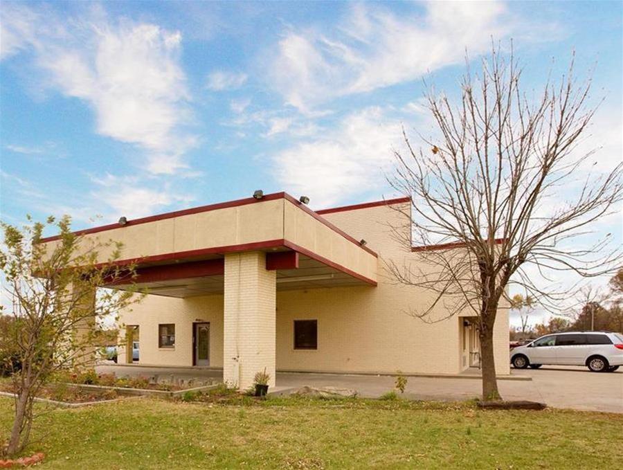 Americas Best Value Inn Murphysboro Carbondale - photo 3