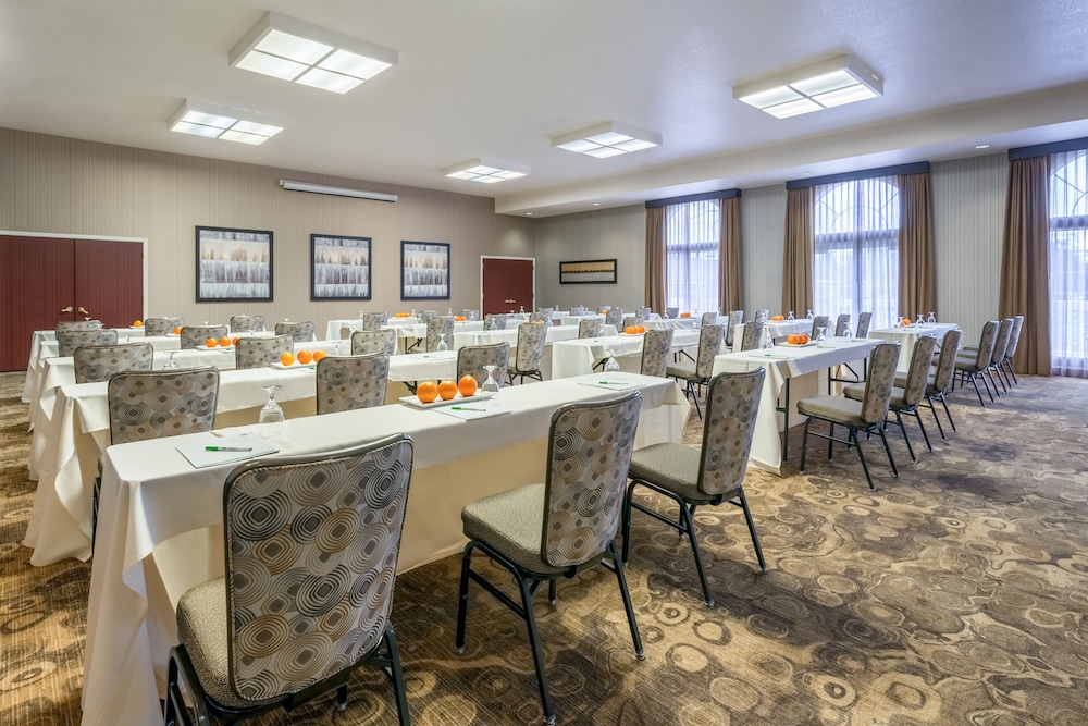 Holiday Inn Auburn by IHG - photo 28
