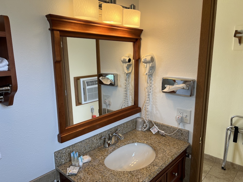 All Star Inn & Suites - photo 276