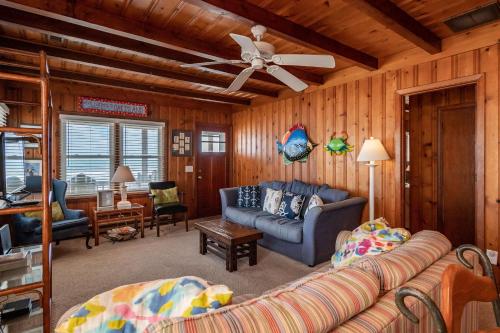 Lowe Tide by Oak Island Accommodations - photo 16