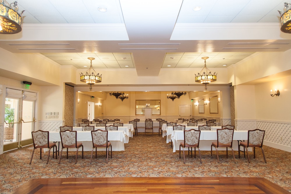 Ashland Springs Hotel - photo 52