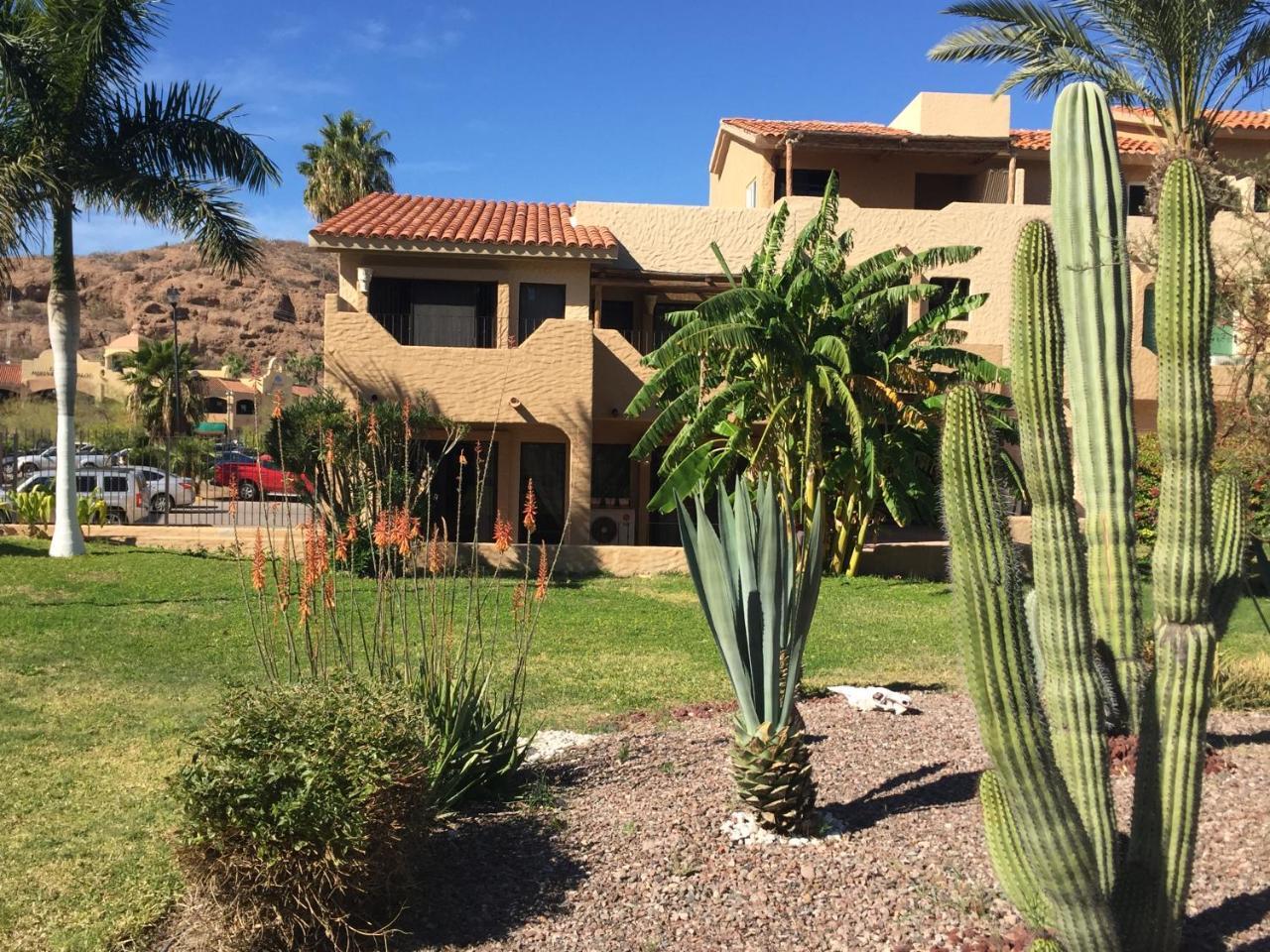 Villa en Marinaterra en seguida de Marina San Carlos — 4-Star Luxury Hotel in San Carlos, Mexico