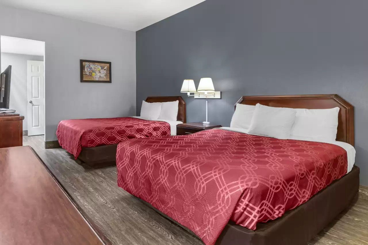 Econo Lodge Junction - photo 6
