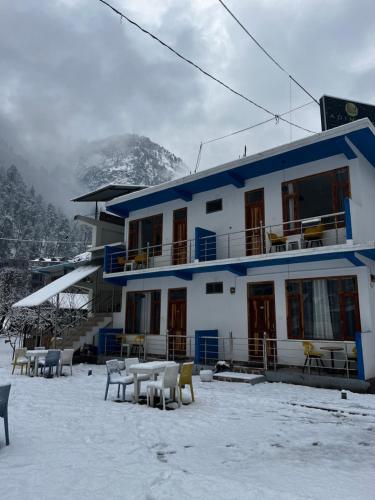Hotel Adinova in Kulu, India