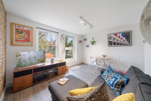 Ickburgh Road Guesthouse — 4-Star Luxury Hotel in London, United Kingdom