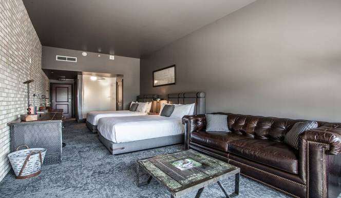 Ironworks Hotel Indy - photo 4