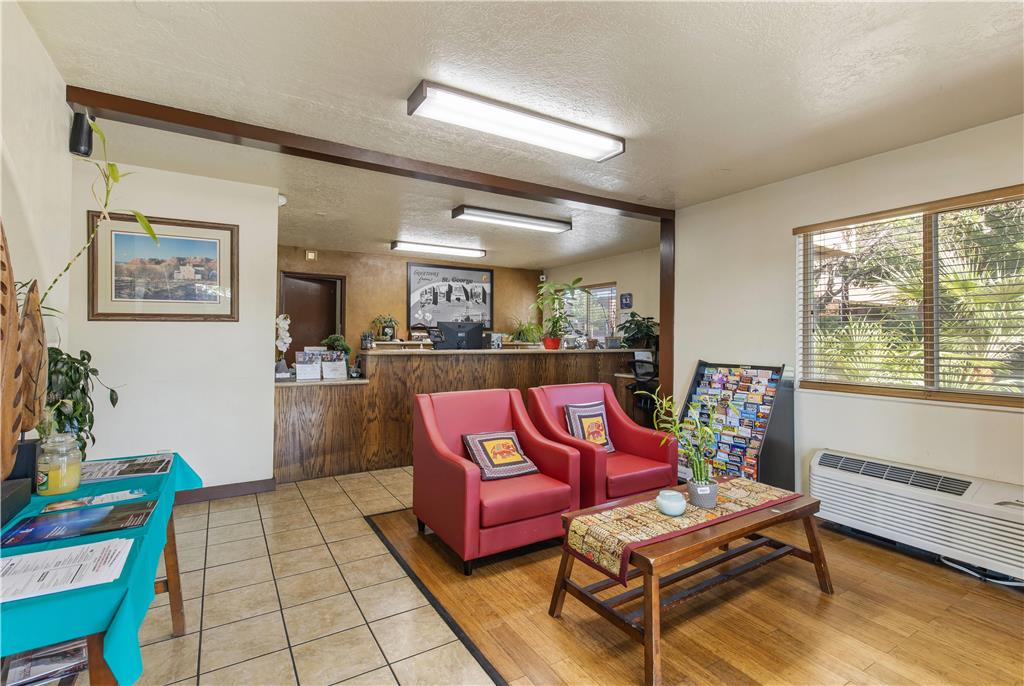 Super 8 by Wyndham St. George UT - photo 4
